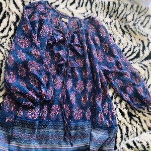 Women’s Juniors Sheer Hollister Blouse